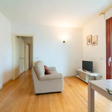 Modern Bellinzona 公寓 *